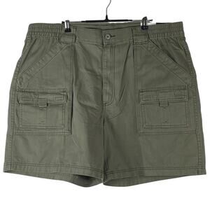 St. John's Bay Men's Army Green Cargo Shorts NEW Size 42 Cotton Gorpcore Utility